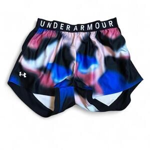 NWOT Under Armour Women's Medium Play Up 3.0 Shorts Loose Fit Gradient